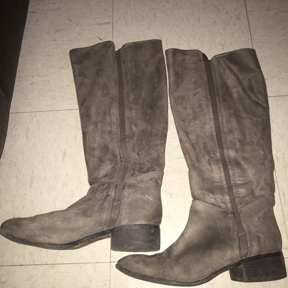 Boots - Picture 1 of 2